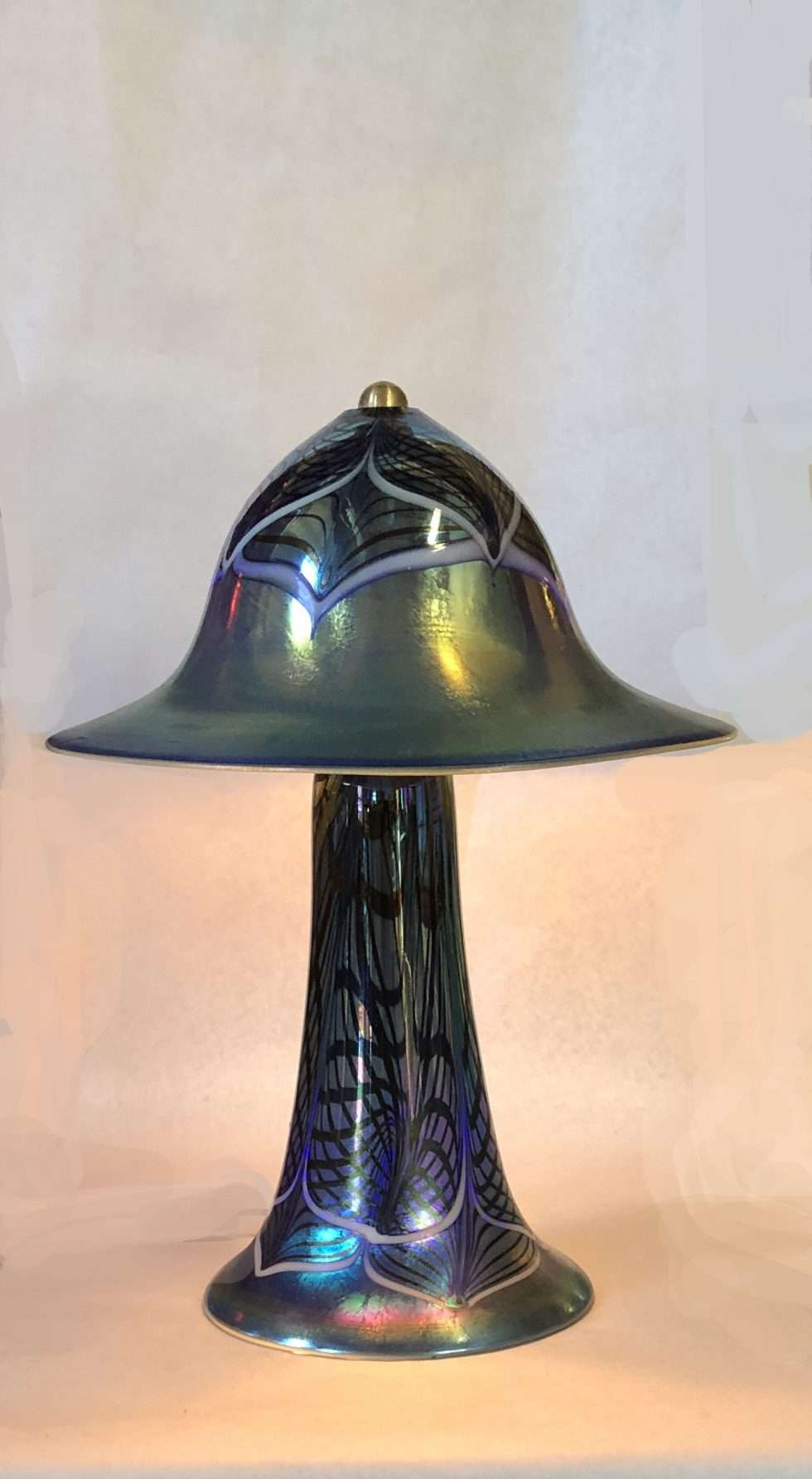 4590-Blue Luster Table Lamp - Image 3