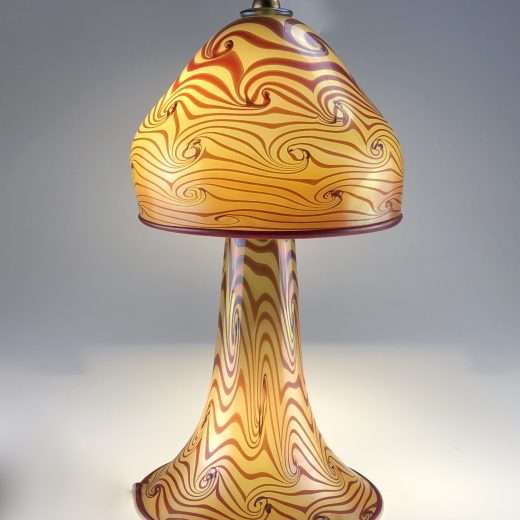 Gold Luster Ruby Decoration Wave